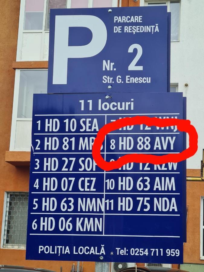 Appartamento Apartament ultra central 1 Hunedoara Esterno foto