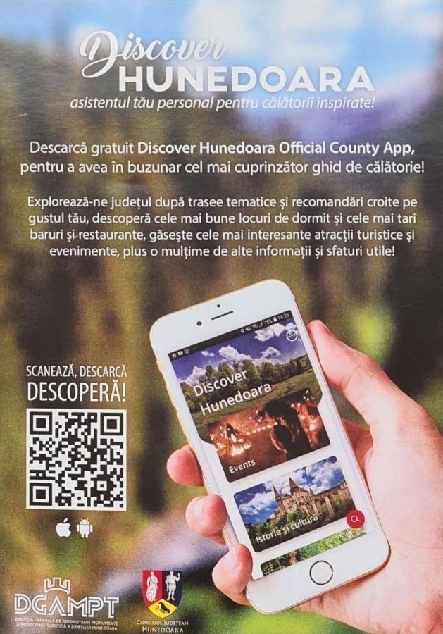 Appartamento Apartament ultra central 1 Hunedoara Esterno foto